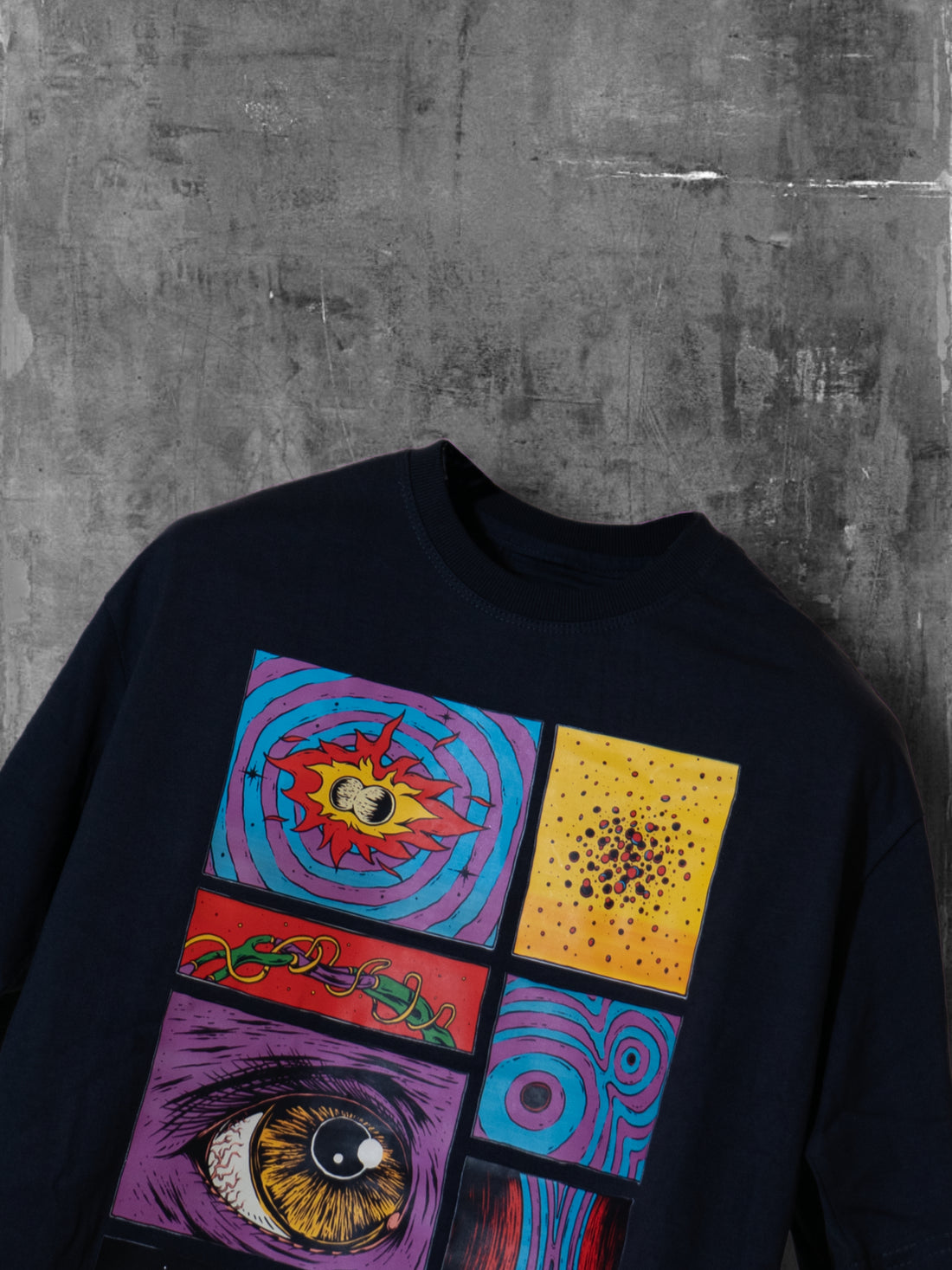 "PARALLEL UNIVERSE" (UNISEX) OVERSIZE T-SHIRT