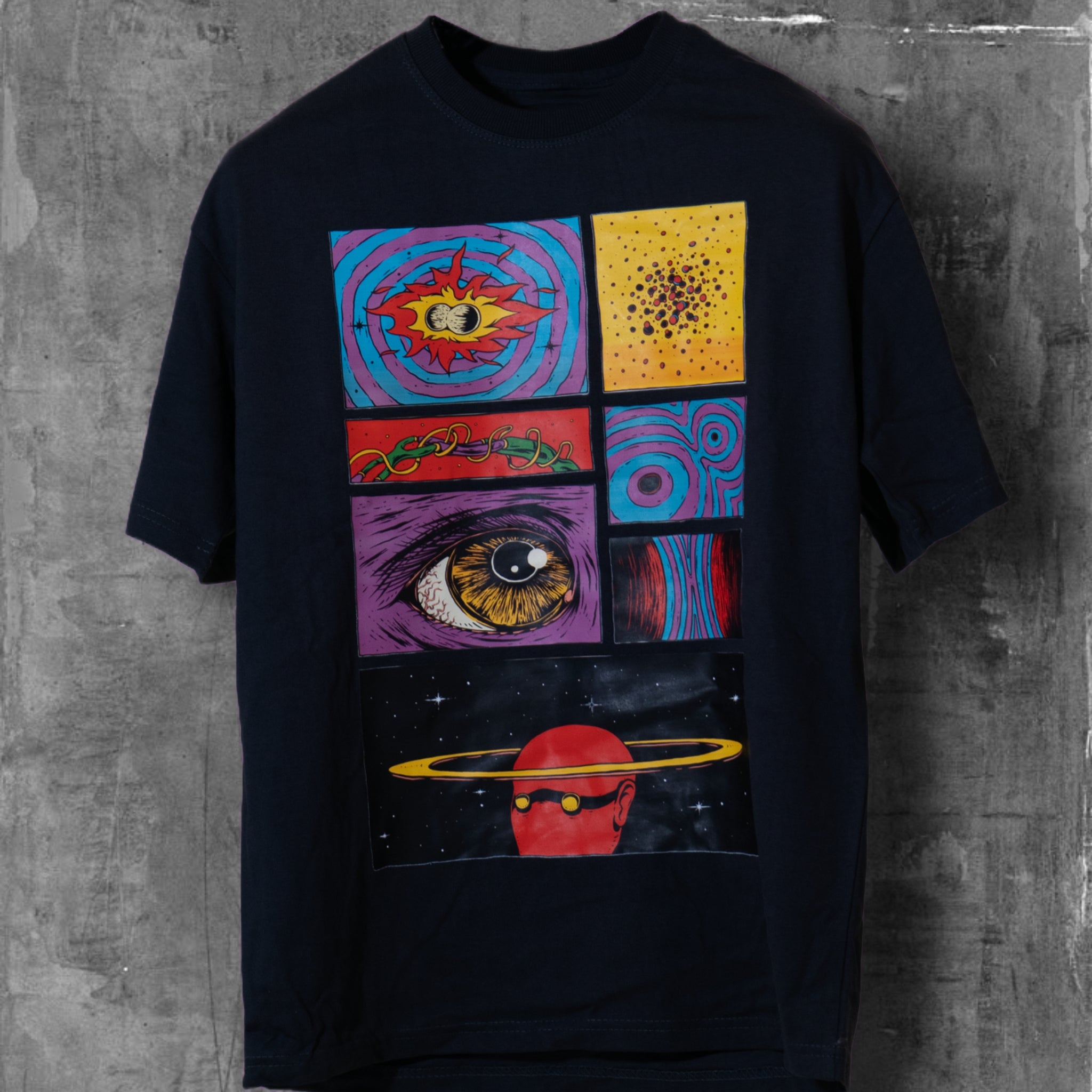 "PARALLEL UNIVERSE" (UNISEX) OVERSIZE T-SHIRT